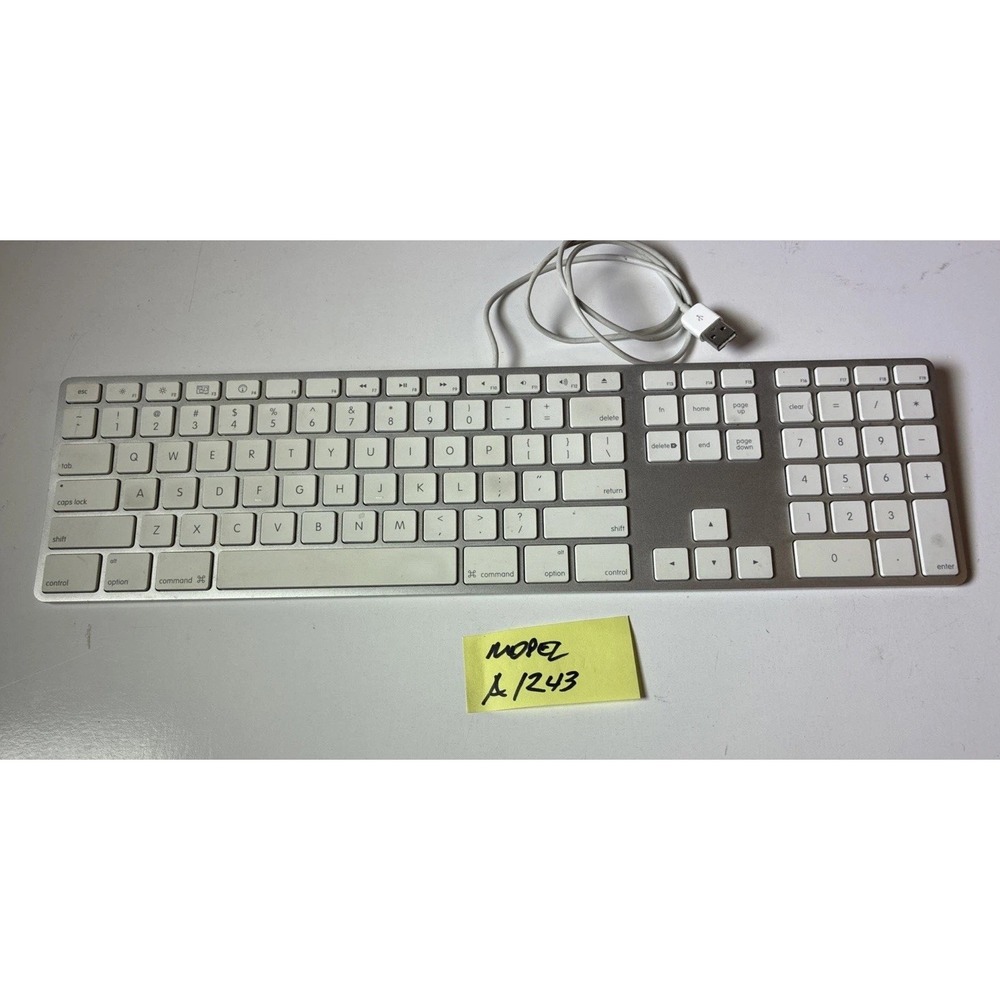 Apple Keyboard White Silver Model A1243 Wired USB Aluminum with Numeric Keypad